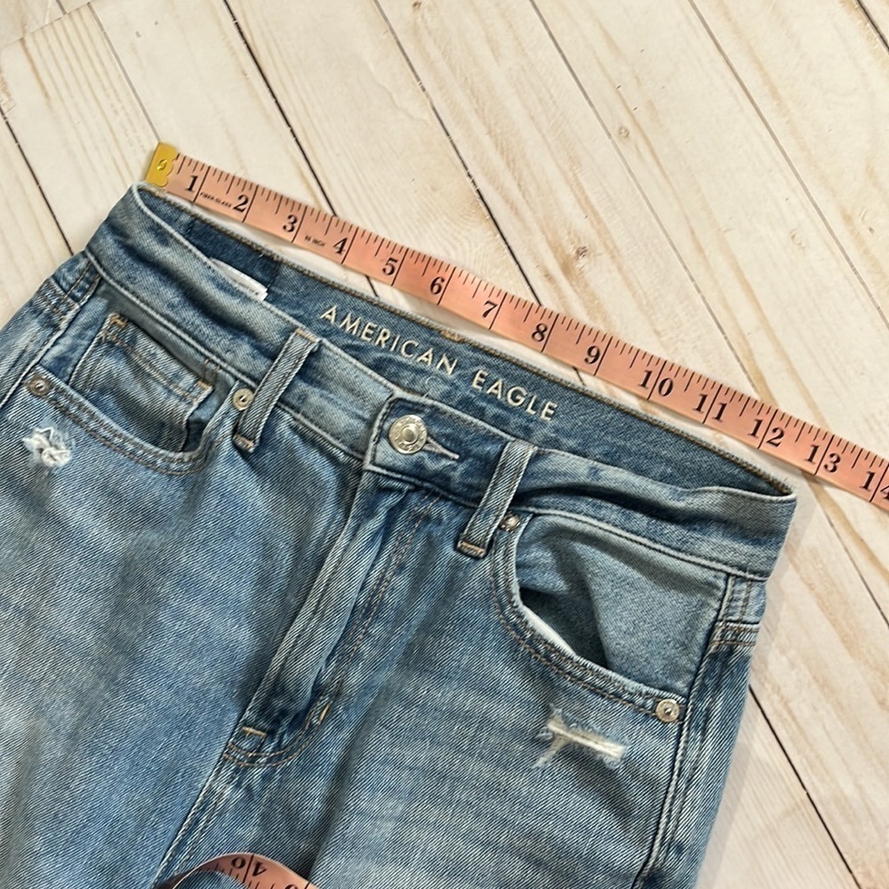 American Eagle Mom Jeans - Picture 9 of 11
